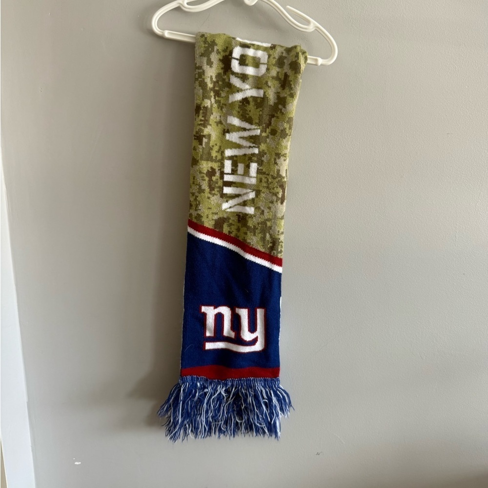New York Giants Ford Salute to Service Knit Scarf